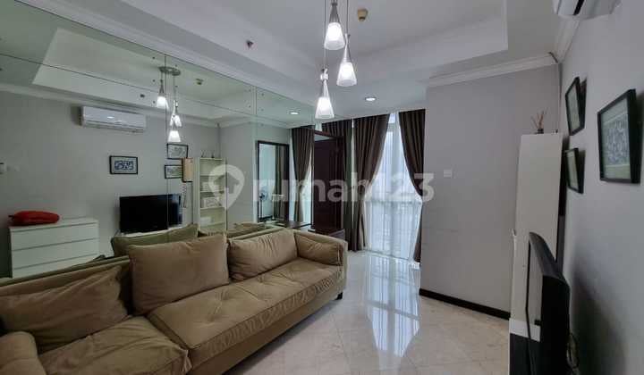 Disewakan 3 Bedroom Apartemen Bellagio Residence Furnish