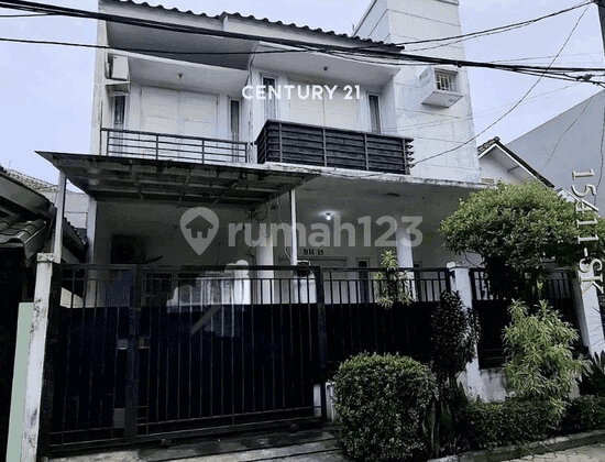 Dijual Rumah 2 Lantai Siap Huni di Sektor 3 Bintaro Jaya