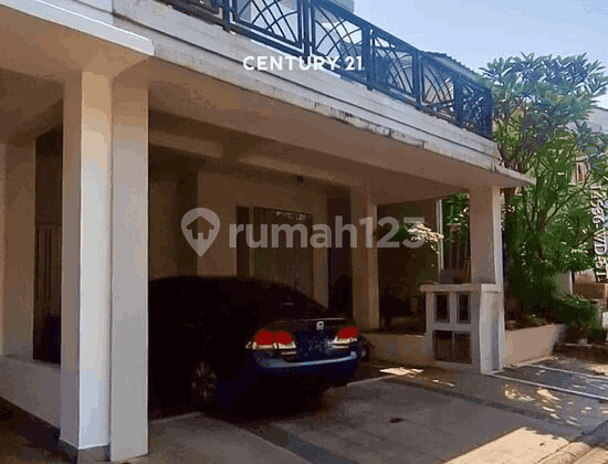 Ready-to-Occupy House in Kebayoran Bintaro Jaya Sector 7