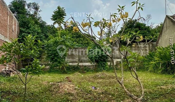 Flat Plot for Sale in Sector 9 Bintaro Complex