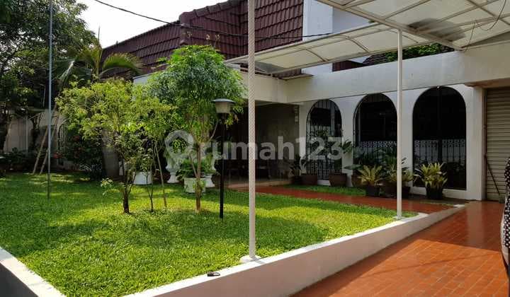 Rumah Bagus Di Lokasi Strategis