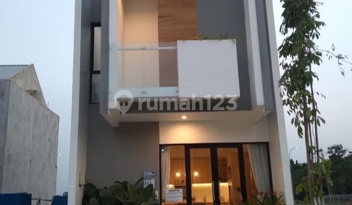 Puri Botanical dekat pintu tol Joglo Jakarta Barat