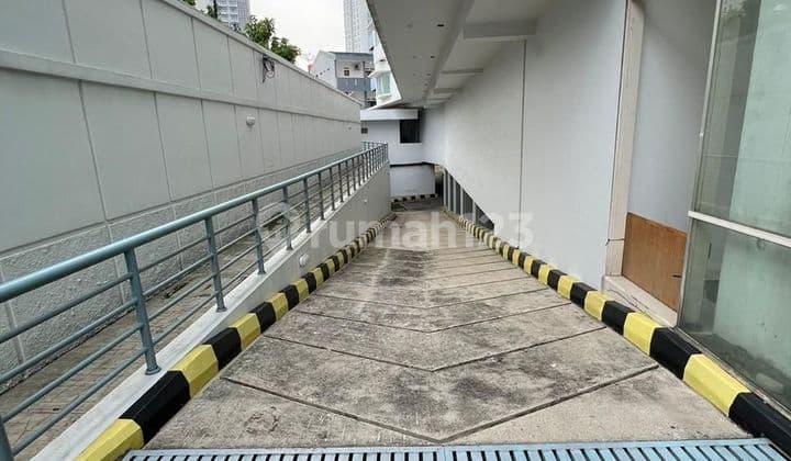 Gedung Perkantoran Siap Pakai Lokasi Strategis Di Sudirman Jakarta Selatan