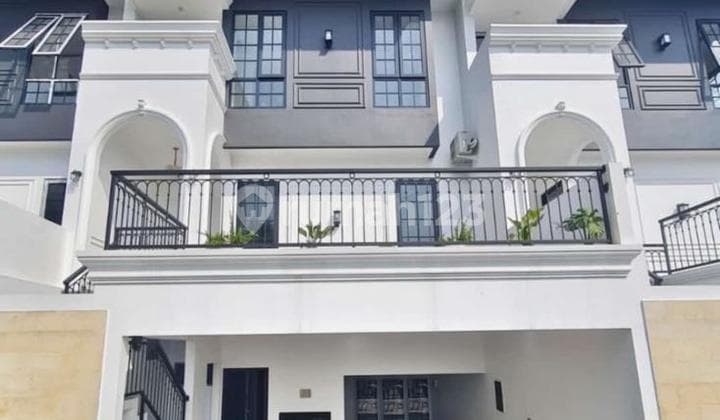 Townhouse Atherton Kemang Siap Huni Dekat Sentra Bisnis Sudirman Kuningan Jakarta Selatan