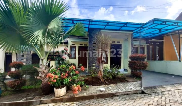 Villa 3 Kamar Di Mutiara Panderman Dekat Jatim Park 2