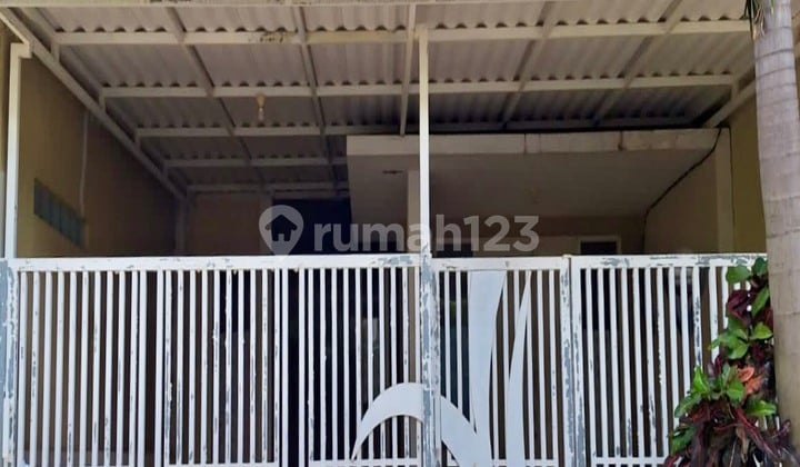 Modern 2-Story House Great Location Graha Mulia Suhat