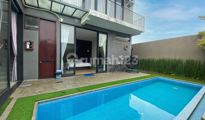 Villa Modern Private Pool Kingspark 8 Kota Batu