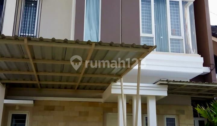 Minimalist 2-Story House in Merjosari Cluster Near Brawijaya University
