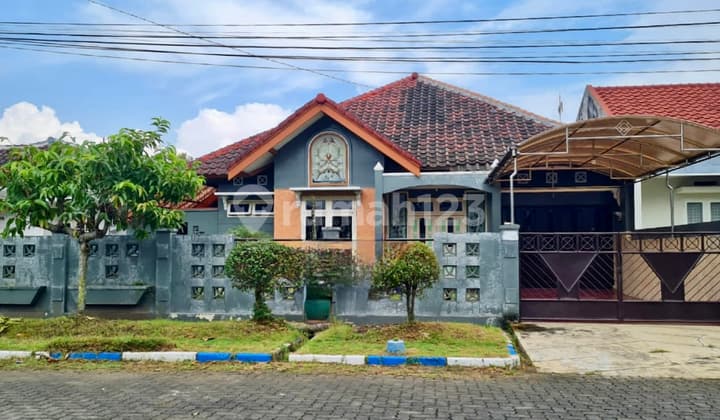 Rumah Murah Luas 435 Kompleks Mewah Araya Blimbing