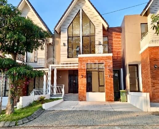 Modern 2 Lantai Perumahan Islami Kota Malang