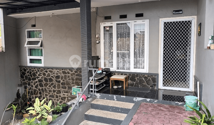 Rumah Siap Pakai Strategis Dekat Terminal Arjosari Blimbing