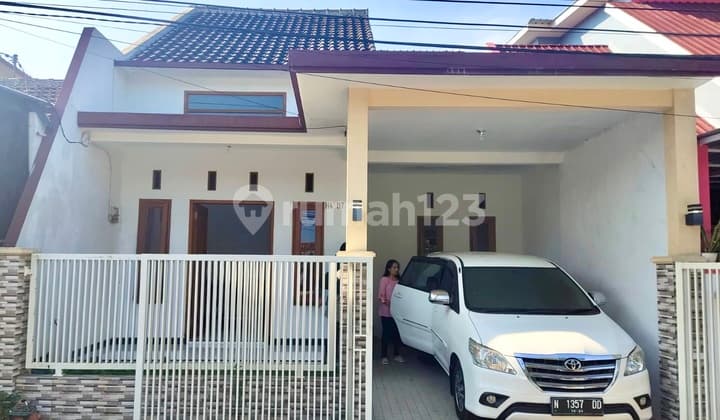 Rumah Strategis Siap Pakai Dekat Pintu Tol Sawojajar