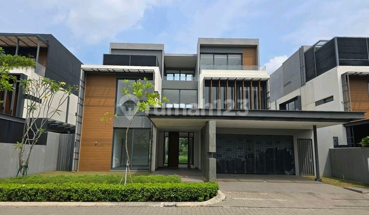 Rumah Mewah Langka View Danau Dan Country Club Ada Lift Full Marmer Lyndon Navapark Bsdcity