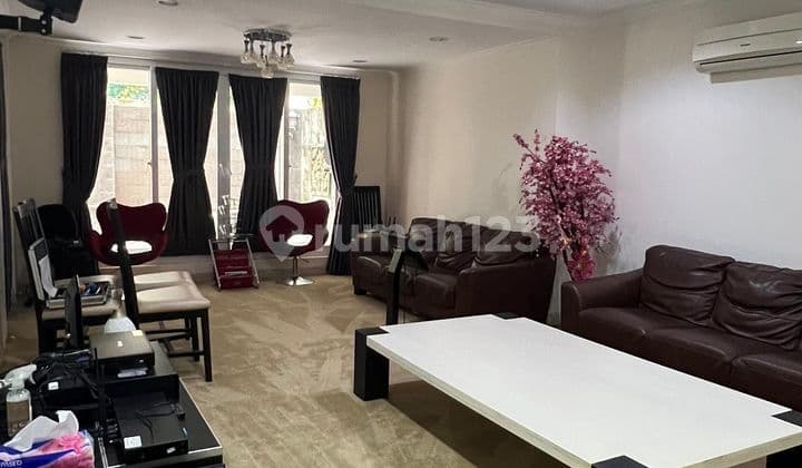 Rumah Semi Furnish Depan Sport Club Amethyst Pondok Hijau Golf Gading Serpong