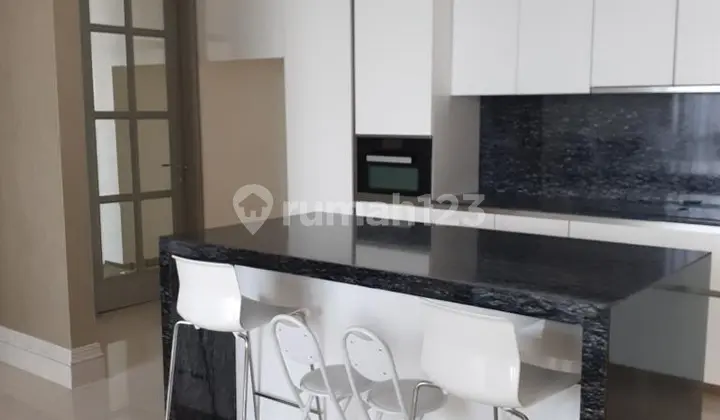 Apartement Raffles Residence Kuningan Jakarta unit B 4+1br Lt.mid Semi Furnish Ay