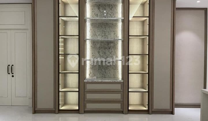 St. Regis Residence Apartment 3+1 BR High Floor Brand New South Facing