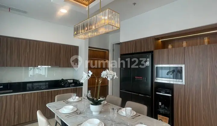 Disewakan Apartemen 57 Promenade Thamrin Tower Sky 3br Lt38 Ivvn