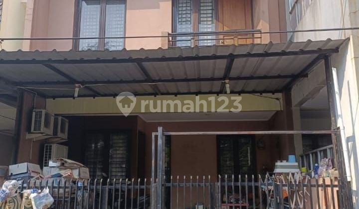 Facing Park, 2-Lane Main Road, Very Serene, Reg Mel Mas Area.