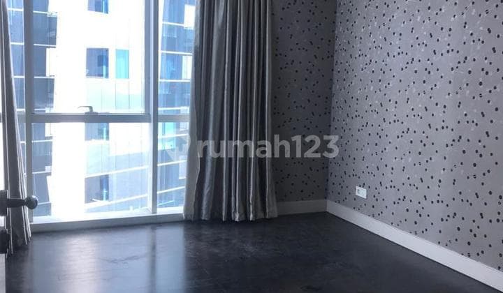 Apartemen Regatta Pantai Mutiara 3 Bedroom Semi Furnished