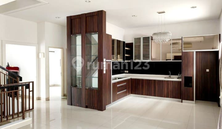 Garden House PIK 6 Bedroom Furnished