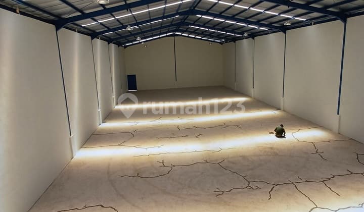Legok Warehouse 16X50 For Rent with 2-Storey Office