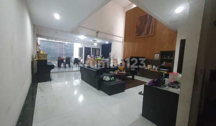 Manyar Permai Pik 8x25 Lantai Marmer 3.5lt