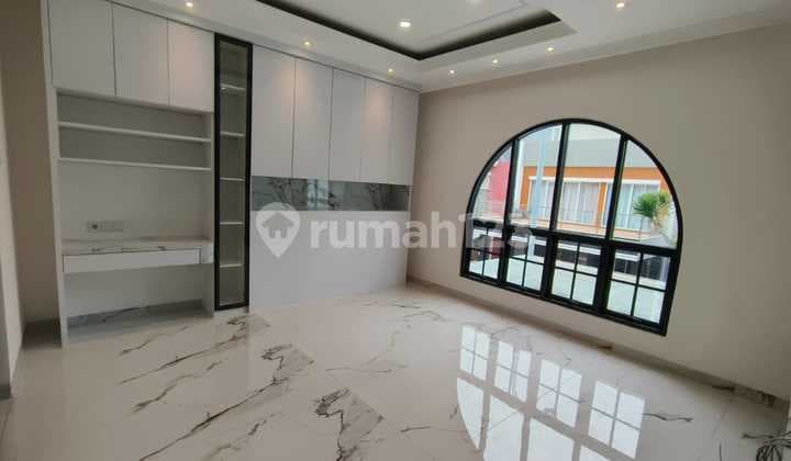 Rumah Brand New Golf Lake Residence Cengkareng 8X15
