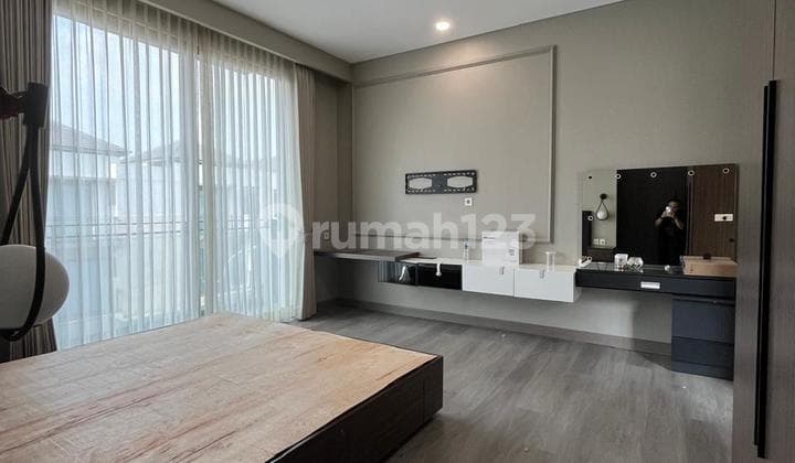Rumah Keia Zora Bsd 8x15 Unfurnished 4+1 Bedroom Full Marmer