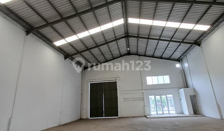 Laksana Warehouse With Office in New Condition