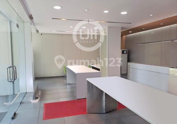 Shophouse In Business Area Teuku Umar, Denpasar, Wide Road Access, Close to Level 21 Mall and Renon