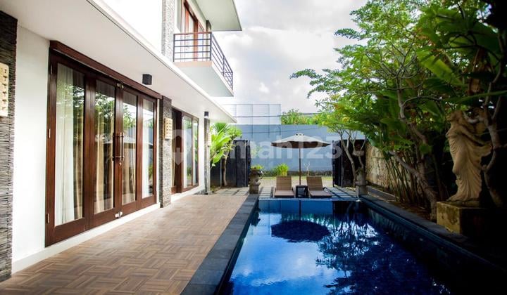 Villa 2 Bedrooms With Modern Minimalist Concept in Legian Bali
