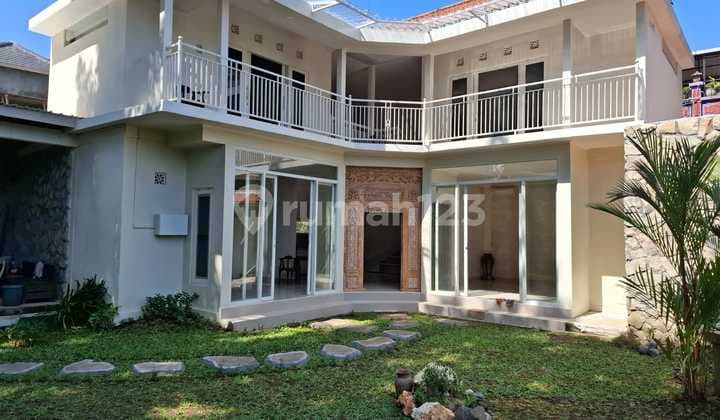 Modern Design 2-Storey House for Sale in Peguyangan, Denpasar. Refreshing atmosphere like Ubud. Near Lumintang Park.