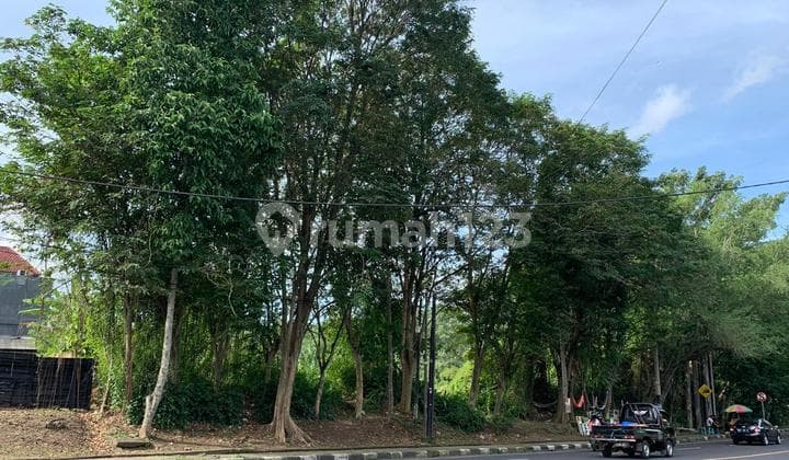 Strategic Land At Main Road Denpasar - Gilimanuk, Tabanan, Surrounded By Commercial Building, Close To Kediri, Mengwi And Abianbase Area.