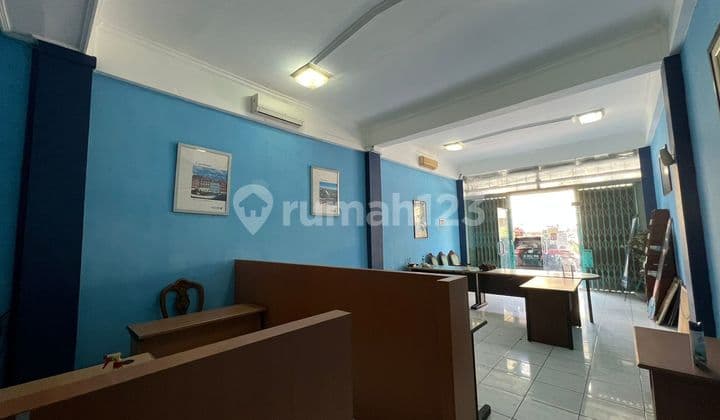 3 Storey Shophouse In Business Area Diponegoro, Denpasar, Close to Teuku Umar, Mall and Puputan Park