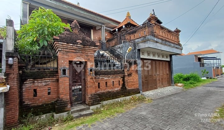 Balinese Style House For Sale In Pedungan, South Denpasar, Rice Field View And Paved Road Access, Close To Bali Galeria Mall And Kuta Area