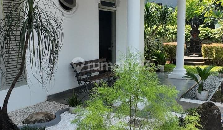 Rumah Mewah di Tanah Kusir