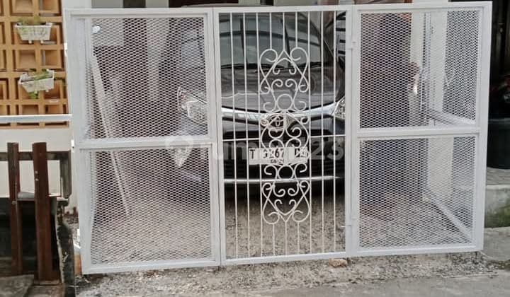 Dijual Rumah Murah 2 Kamar Dalam Komplek Perumahan Em