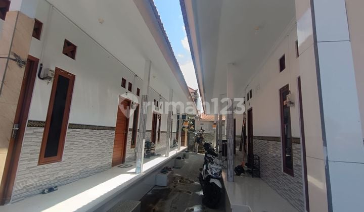 Kost 8 Kamar Dekat Pasar Seni Sukawati Gp