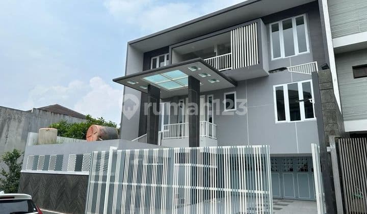 Rumah Baru di Setraduta Bandung Pasteur Setrasari Sutami