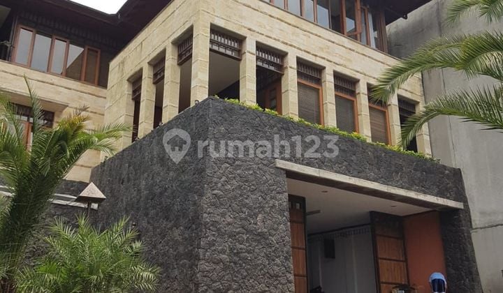 Rumah Mewah Setraduta Bandung Setra Sari Sutami Pasteur