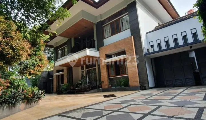 Rumah Mewah Sayap Riau Bandung Dago Ciliwung Diponegoro Trunojoyo