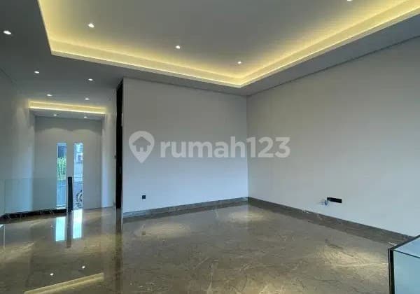 Rumah Baru di Setraduta Pasteur Bandung Setrasari Sutami Gegerkalong Setiabudi