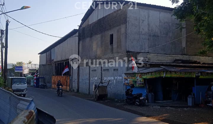 Tanah Ada Bangunan Strategis Di Jl. Raya Sukamahi Deltamas