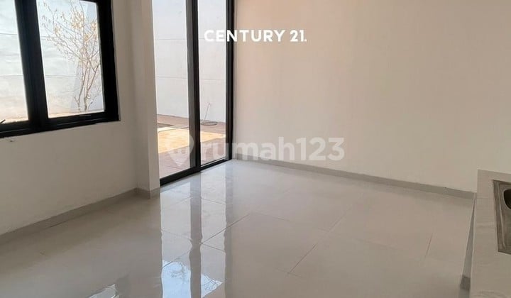 Rumah Bagus 2 Lantai Siap Huni Di Lippo Cikarang