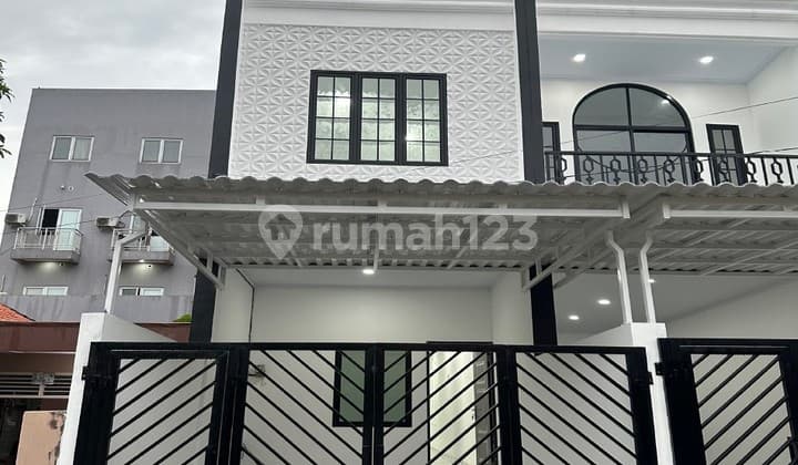 Dijual Rumah Baru Jl. Dukuh Barat, Tanjung Duren Utara, Jakarta Barat