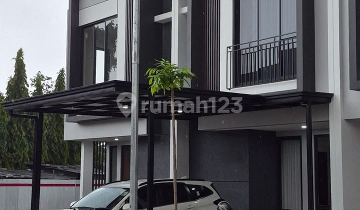 Disewakan Rumah Siap Huni, Cluster Kebayoran Harmony, Bintaro Jaya, Tangerang Selatan
