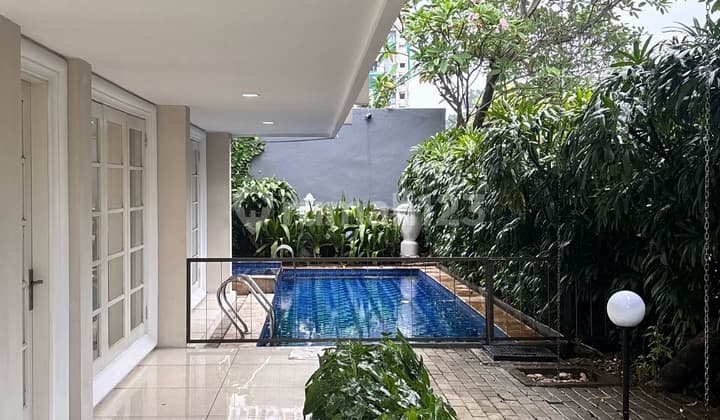 Sewa Murah Khusus Hunian di Belakang Mall Senayan City