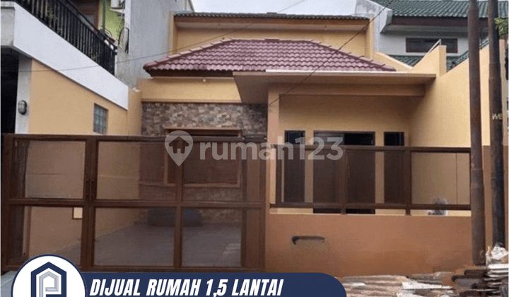 For Sale 1.5-Story House with a Highly Strategic Location in Nusa Loka BSD City