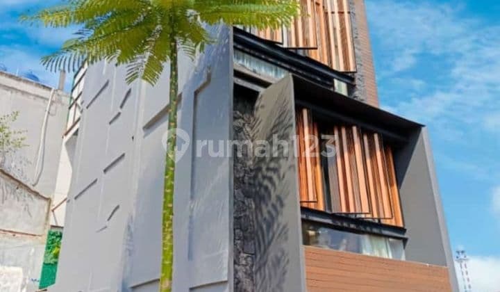 Rumah dekat Pancoran dan Gatsu Kuningan Jaksel