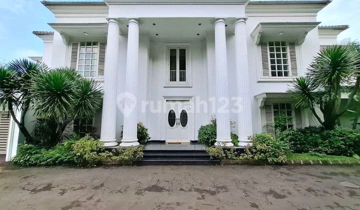 Rumah Mewah di Kawasan Elit Dekat Scbd Sudirman Jakarta